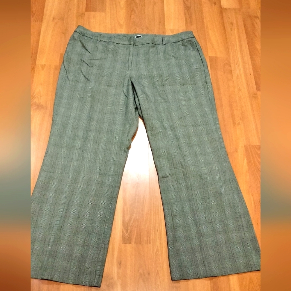 Women's Wide-Leg Trousers